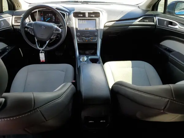 3FA6P0HD4KR100351 2019 FORD FUSION - Image 8