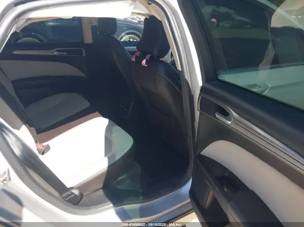 3FA6P0HD4KR113312 2019 FORD FUSION - Image 8