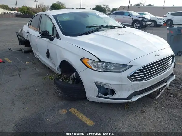3FA6P0HD4KR114881 2019 FORD FUSION - Image 1