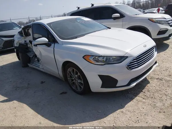 3FA6P0HD4KR136458 2019 FORD FUSION - Image 1