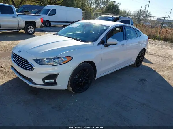 3FA6P0HD4KR146939 2019 FORD FUSION - Image 2