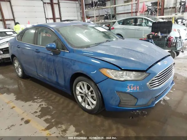 3FA6P0HD4KR147864 2019 FORD FUSION - Image 1