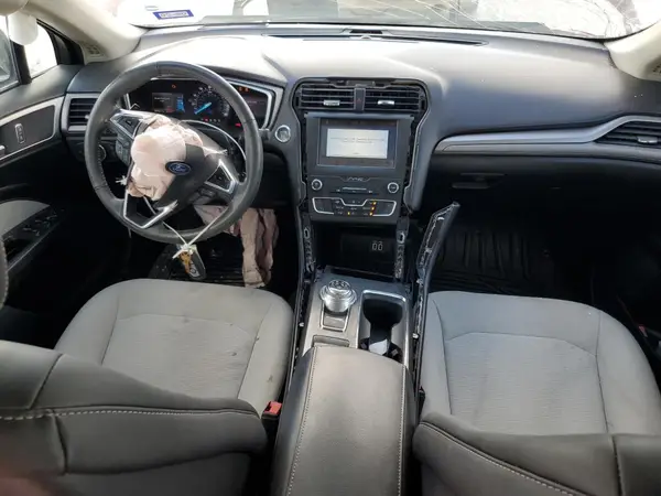 3FA6P0HD4KR148075 2019 FORD FUSION - Image 8