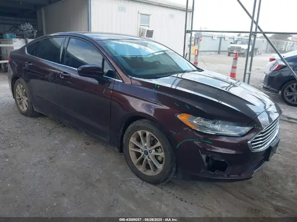 3FA6P0HD4KR148237 2019 FORD FUSION - Image 1
