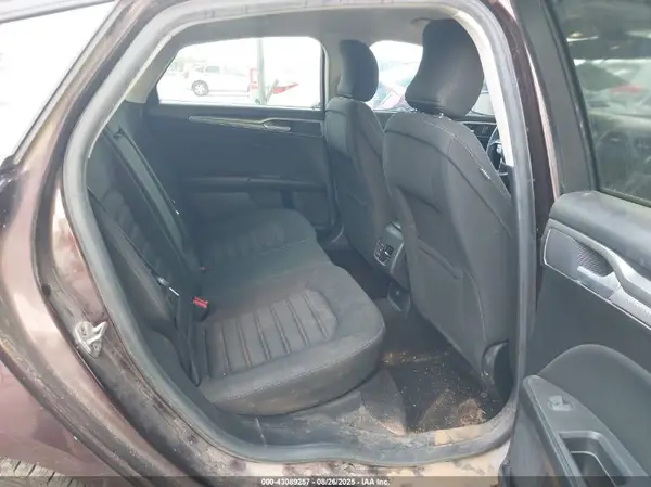 3FA6P0HD4KR148237 2019 FORD FUSION - Image 8