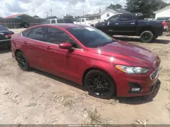 3FA6P0HD4KR159724 2019 FORD FUSION