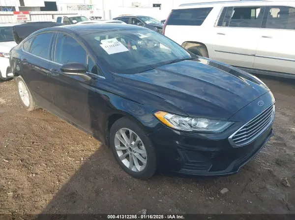 3FA6P0HD4KR161117 2019 FORD FUSION - Image 1