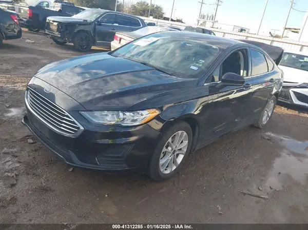 3FA6P0HD4KR161117 2019 FORD FUSION - Image 2