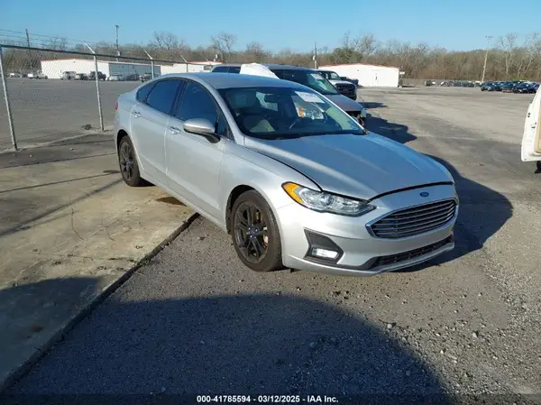 3FA6P0HD4KR161134 2019 FORD FUSION - Image 1