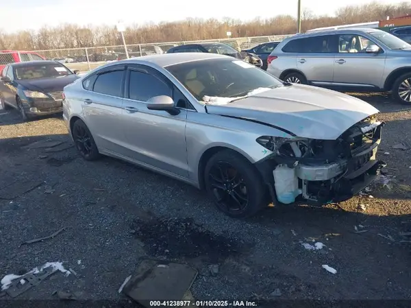 3FA6P0HD4KR163594 2019 FORD FUSION - Image 1
