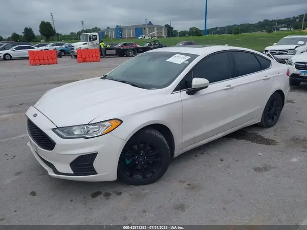 3FA6P0HD4KR164205 2019 FORD FUSION - Image 2