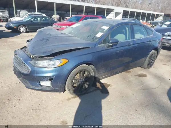 3FA6P0HD4KR171968 2019 FORD FUSION - Image 2