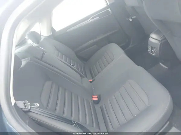 3FA6P0HD4KR173672 2019 FORD FUSION - Image 8