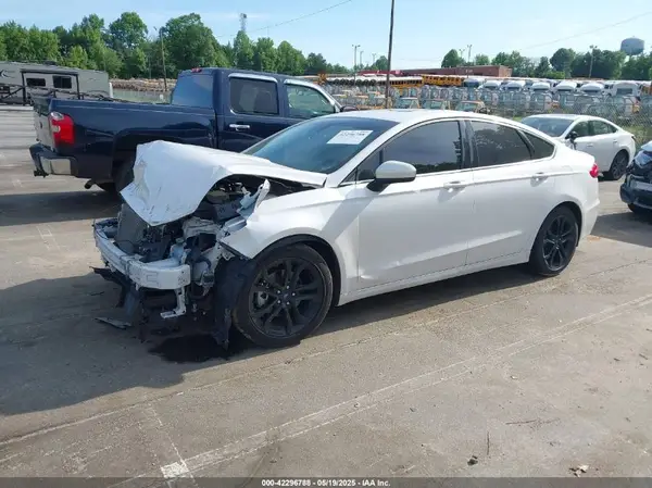 3FA6P0HD4KR196062 2019 FORD FUSION - Image 2