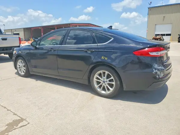 3FA6P0HD4KR198426 2019 FORD FUSION - Image 2