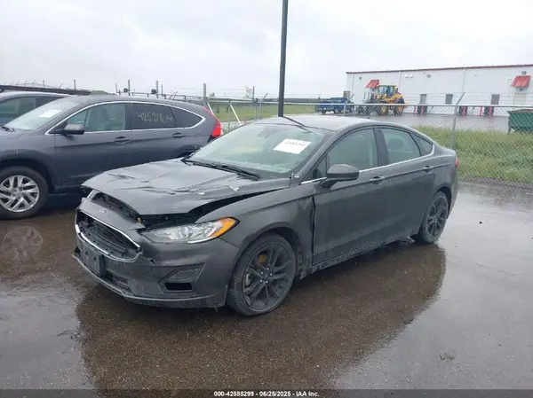 3FA6P0HD4KR199706 2019 FORD FUSION - Image 2