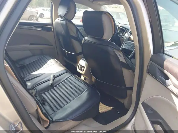 3FA6P0HD4KR203656 2019 FORD FUSION - Image 8