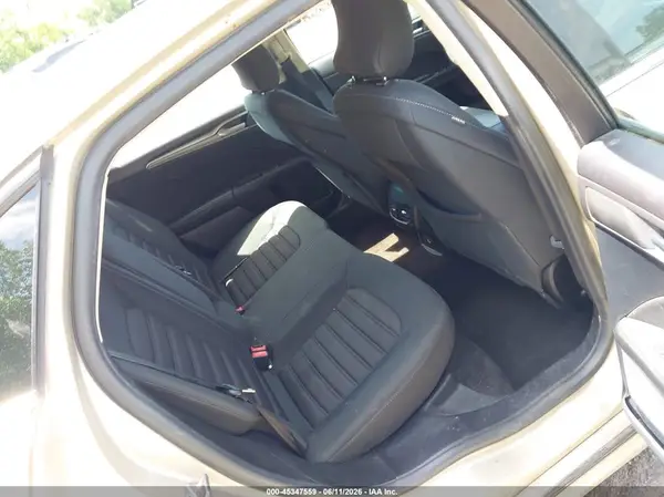 3FA6P0HD4KR203981 2019 FORD FUSION - Image 8