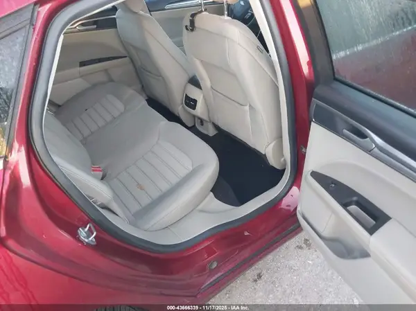 3FA6P0HD4KR213331 2019 FORD FUSION - Image 8
