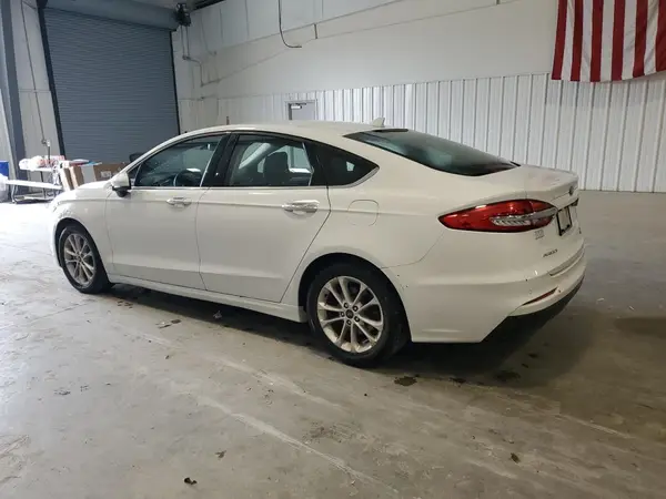 3FA6P0HD4KR229139 2019 FORD FUSION - Image 2