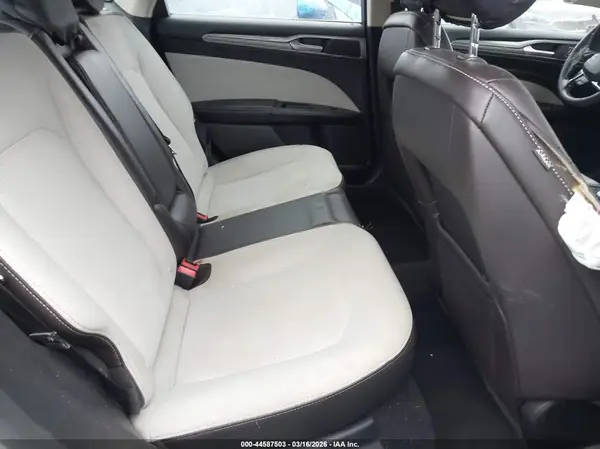 3FA6P0HD4KR229240 2019 FORD FUSION - Image 8