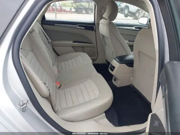 3FA6P0HD4KR255398 2019 FORD FUSION - Image 8
