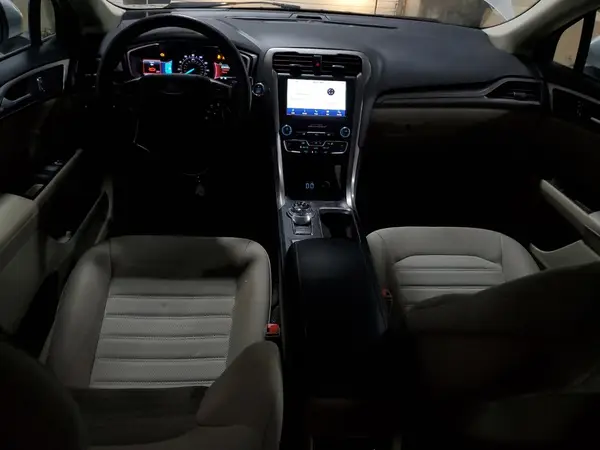 3FA6P0HD4KR258799 2019 FORD FUSION - Image 8