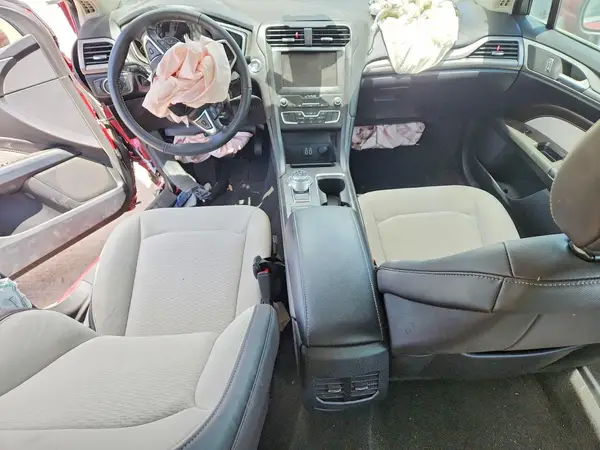 3FA6P0HD4KR275201 2019 FORD FUSION - Image 8