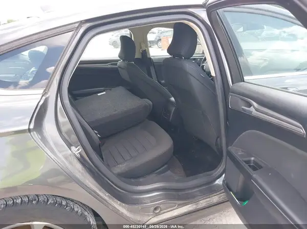 3FA6P0HD4KR275960 2019 FORD FUSION - Image 8