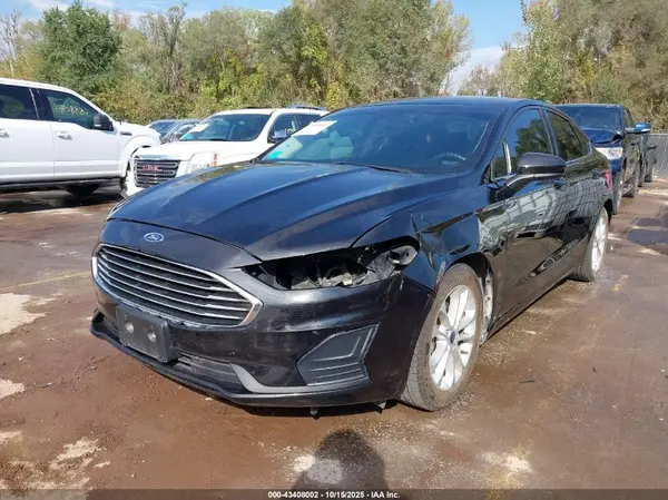 3FA6P0HD4KR277076 2019 FORD FUSION - Image 2