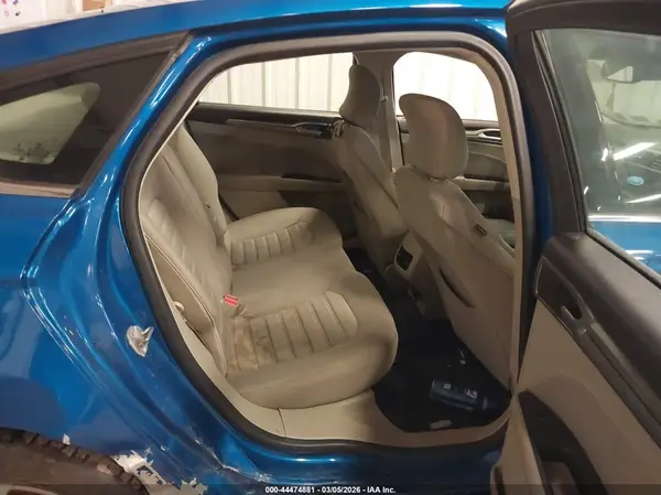 3FA6P0HD4KR279636 2019 FORD FUSION - Image 8
