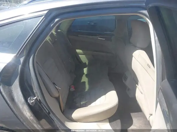 3FA6P0HD4KR280978 2019 FORD FUSION - Image 8