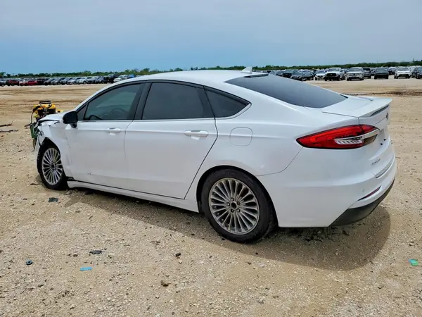 3FA6P0HD4KR282648 2019 FORD FUSION - Image 2