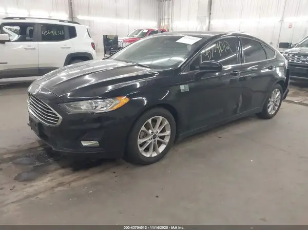 3FA6P0HD4KR284092 2019 FORD FUSION - Image 2