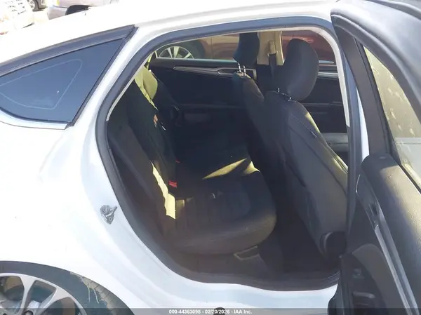 3FA6P0HD4KR284321 2019 FORD FUSION - Image 8