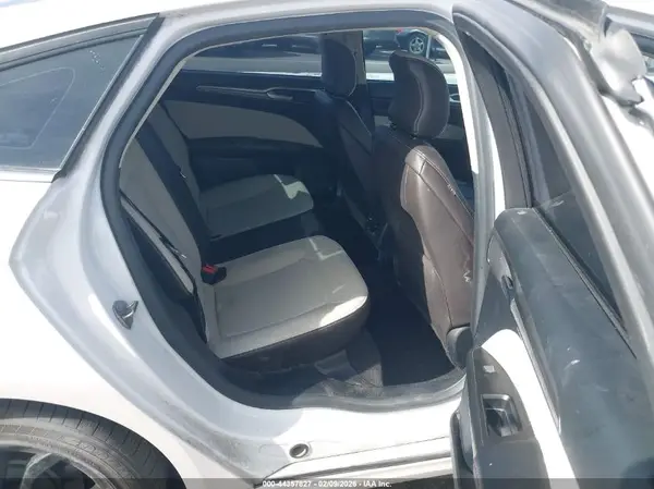 3FA6P0HD4KR284478 2019 FORD FUSION - Image 8