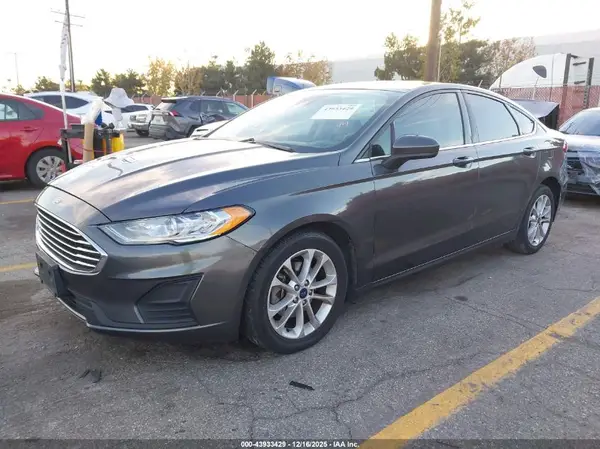 3FA6P0HD4LR114574 2020 FORD FUSION - Image 2