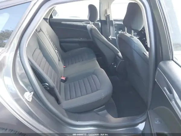 3FA6P0HD4LR122366 2020 FORD FUSION - Image 8