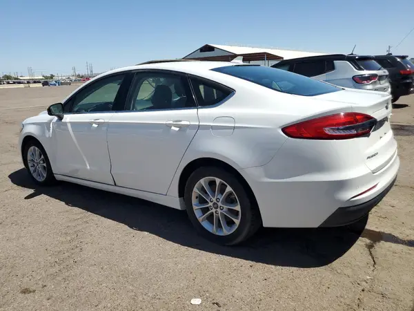 3FA6P0HD4LR136008 2020 FORD FUSION - Image 2