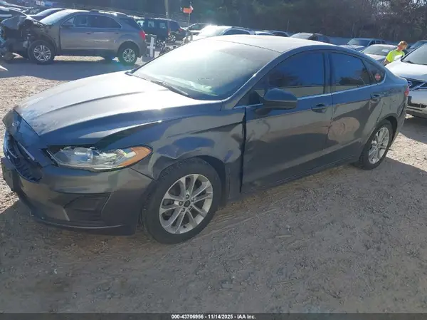3FA6P0HD4LR136316 2020 FORD FUSION - Image 2