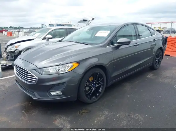 3FA6P0HD4LR139930 2020 FORD FUSION - Image 2