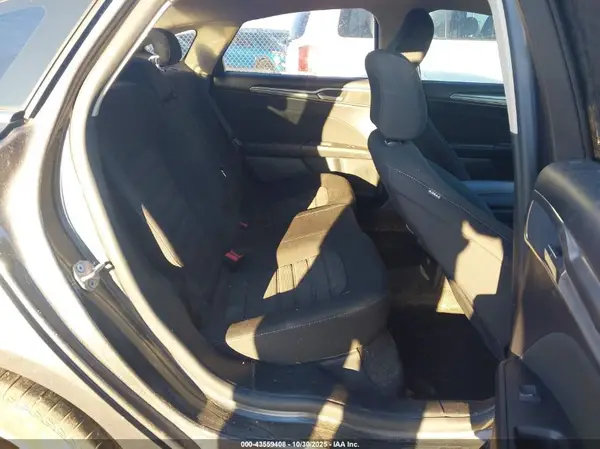 3FA6P0HD4LR147848 2020 FORD FUSION - Image 8