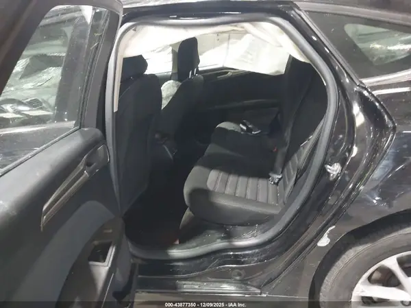 3FA6P0HD4LR150930 2020 FORD FUSION - Image 8