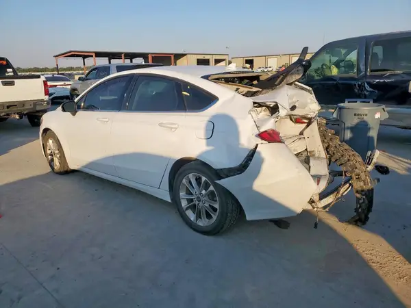 3FA6P0HD4LR155397 2020 FORD FUSION - Image 2