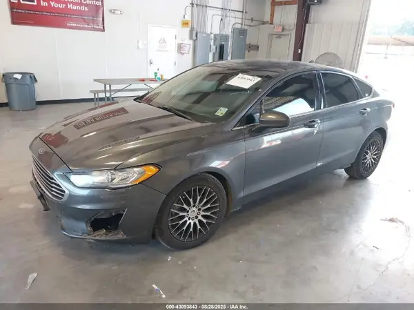 3FA6P0HD4LR169235 2020 FORD FUSION - Image 2