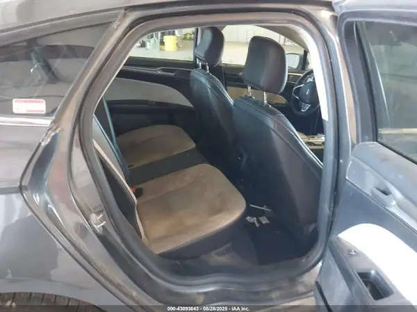 3FA6P0HD4LR169235 2020 FORD FUSION - Image 8