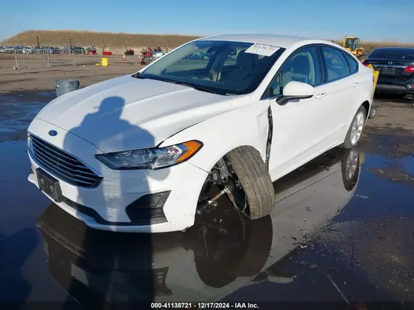 3FA6P0HD4LR172099 2020 FORD FUSION - Image 2
