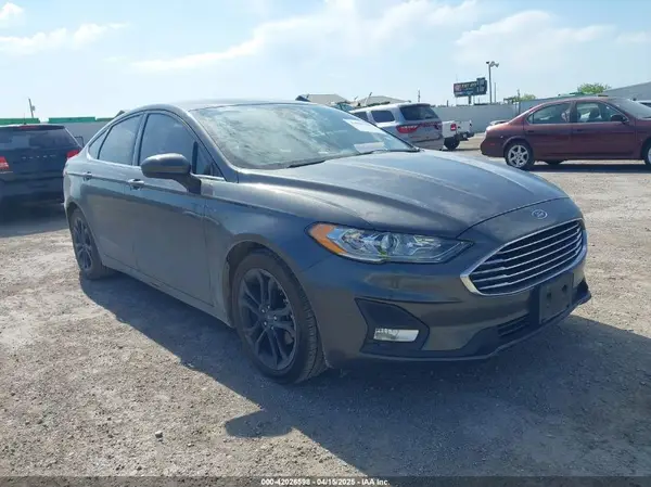 3FA6P0HD4LR180719 2020 FORD FUSION - Image 1