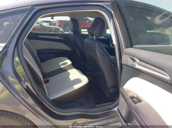 3FA6P0HD4LR180719 2020 FORD FUSION - Image 8