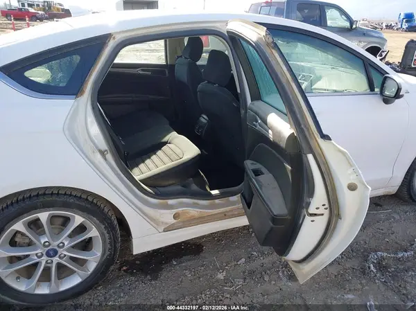 3FA6P0HD4LR191560 2020 FORD FUSION - Image 8